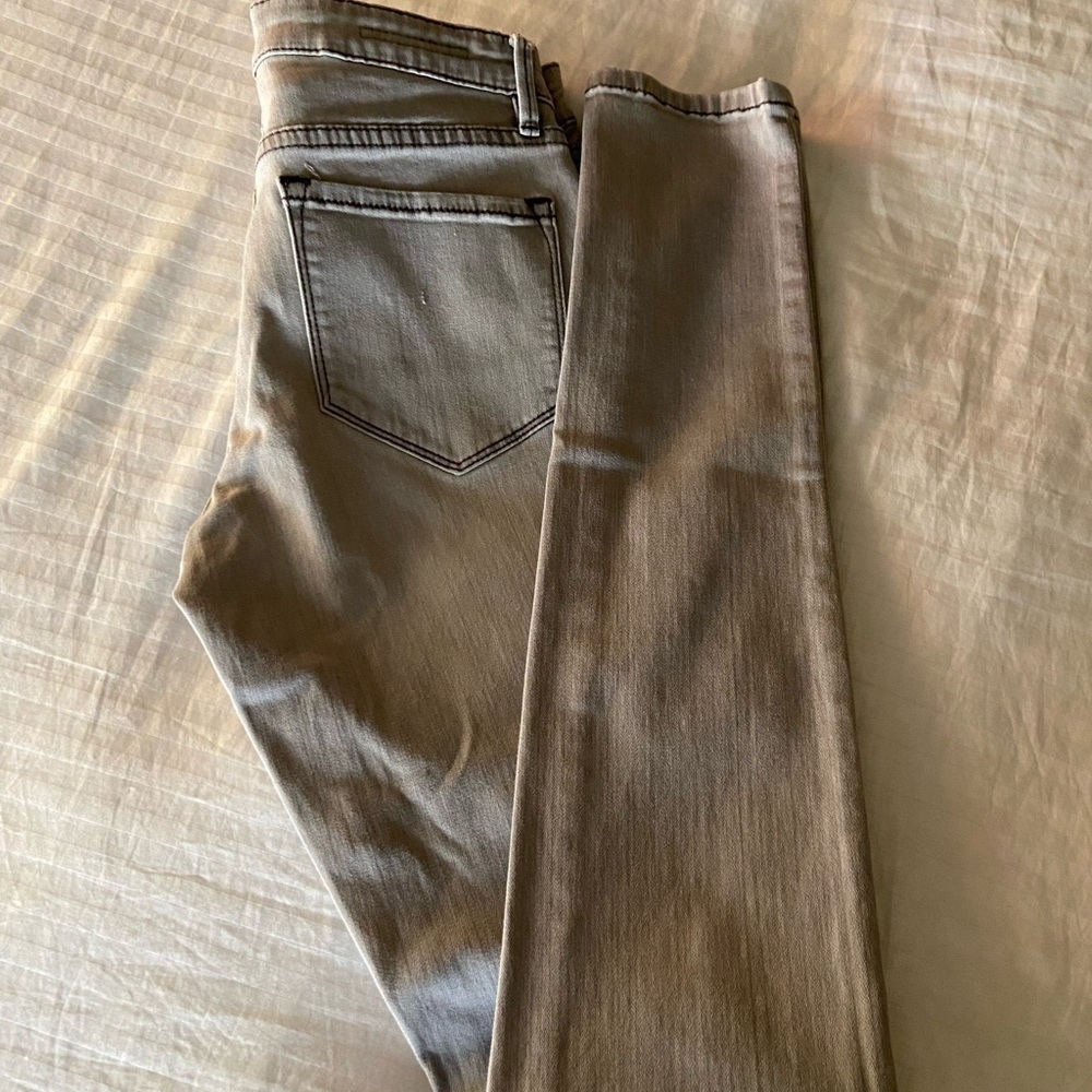 Club Monaco Mid-rise Grey Skinny Jeans  size 27